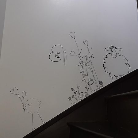L'Artistique, 4 Lits, 2 Chambres, Stationnement Gratuit, Spacieux, Atypique Amiens Luaran gambar
